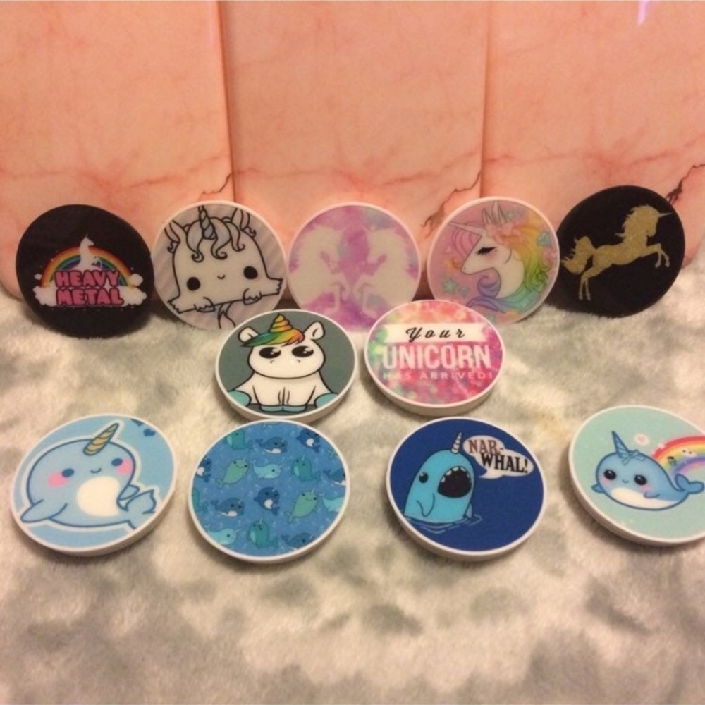 Brand new in packaging unicorn & narwhal popsockets 3 for $8